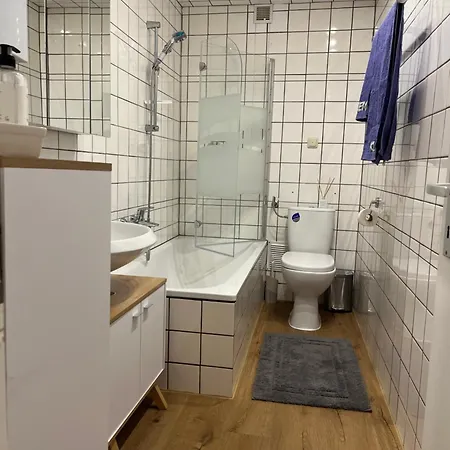 Anelia 2 Inkl 2 Parkplaetze Im Zentrum דירה