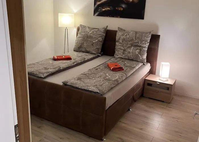 Lägenhet Anelia 2 Inkl 2 Parkplaetze Im Zentrum *